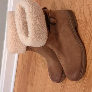 UGG Harrison Cuff Waterproof Boots W10 Tan zipper